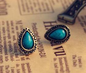 [ grdx01089]Retro Blue Tophus Water-drop Engraving Earring stud