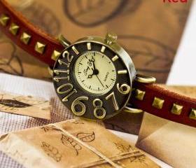  [grhmf215000018] Unique Leather Rivet Retro Watch